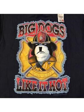 Fire Vintage Big Dogs t-shirt dog graphic